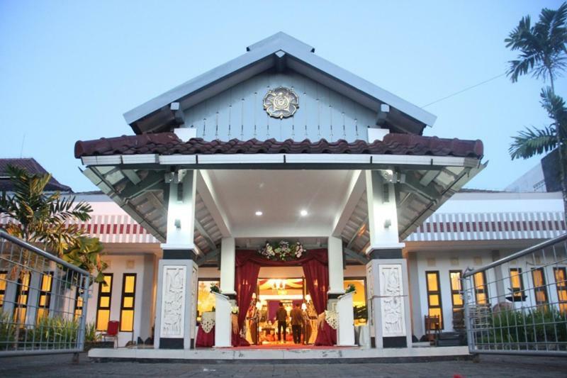 University Club Kejayan Ngoại thất bức ảnh